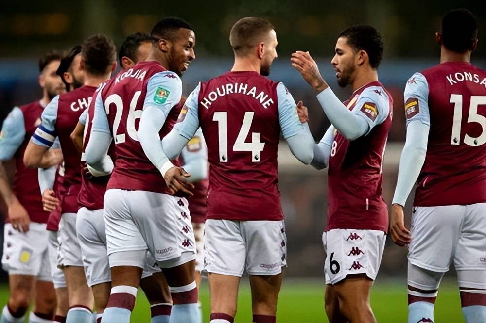 能打又积极！凯尔登半场不到10分钟 4中3拿到7分4板2助（高效又积极！凯尔登半场未满10分钟4投3中拿下7分4篮板2助攻）