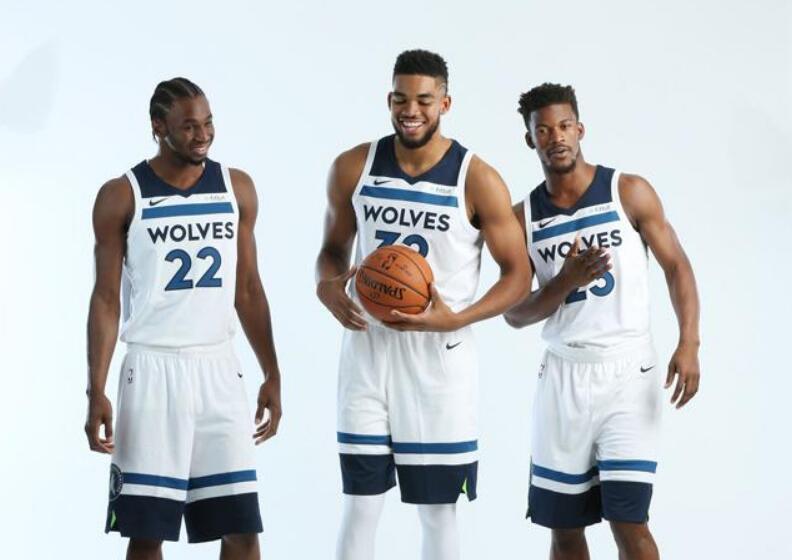 米体：邓弗里斯预计12月中旬回归；姆希塔良、达米安接近复出（米体：邓弗里斯料12月中旬归队；姆希塔良、达米安复出在即）