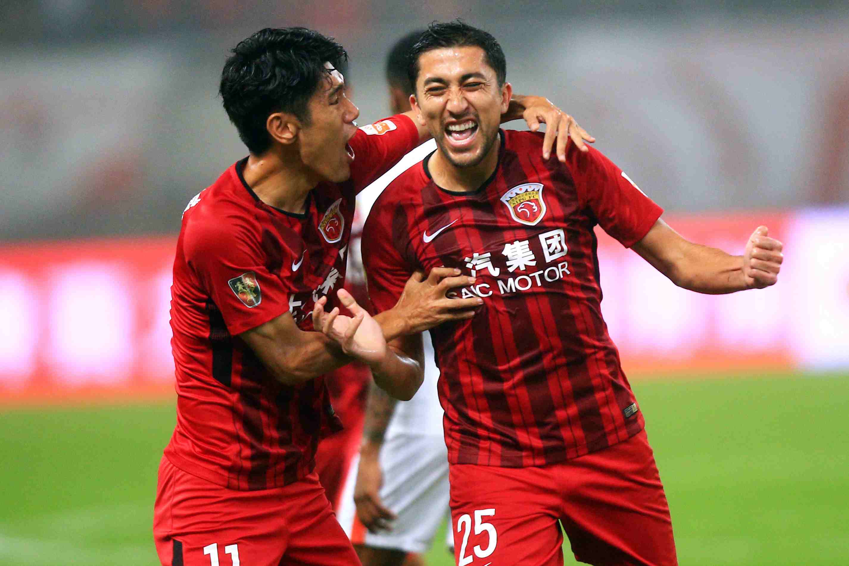 替补给力！米罗怒砍15篮板，科勒克&克拉克森合计29分（替补发威！米罗狂摘15篮板，科勒克与克拉克森联手砍下29分）