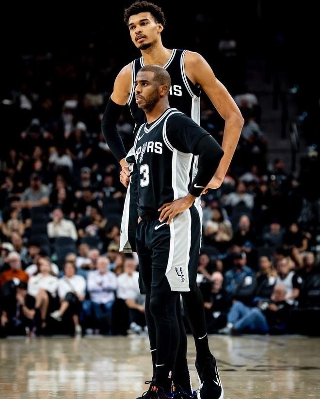 法媒：登贝莱已恢复个人训练，有望进入欧冠战热刺大名单（法媒：登贝莱恢复单独训练，有望入选欧冠对阵热刺名单）