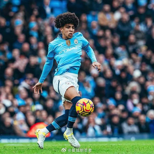 足彩头奖空开二等63万滚存1034万 本周六派1200万（足彩头奖空缺，二等63万；滚存1034万，周六派送1200万）