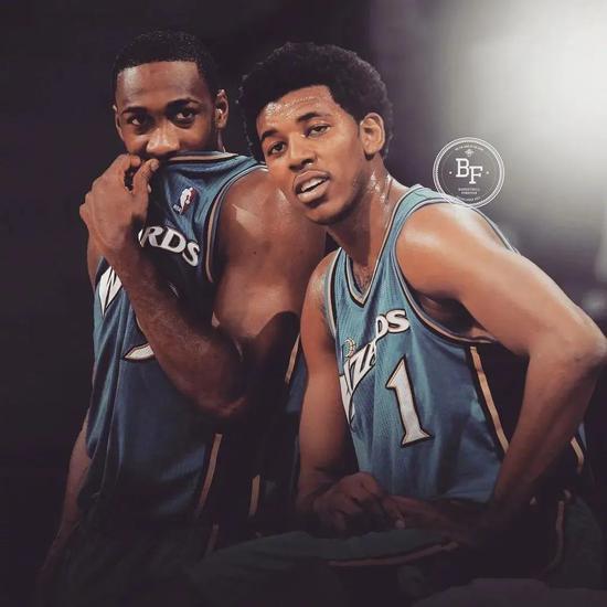 荷媒：阿贾克斯将日本国脚富安健洋列入潜在引援名单（荷媒：阿贾克斯将日本国脚富安健洋视为潜在引援目标）