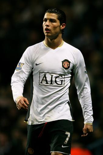 沃勒尔：维尔茨在英超被批评很正常，他不会因此迷失方向（沃勒尔：英超对维尔茨的批评属正常，他不会因此偏离轨道）